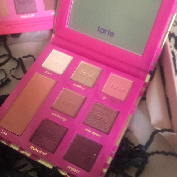 New Tarte Leave Your Mark Vol II Eye Cheek Palette - Picture 2 of 5